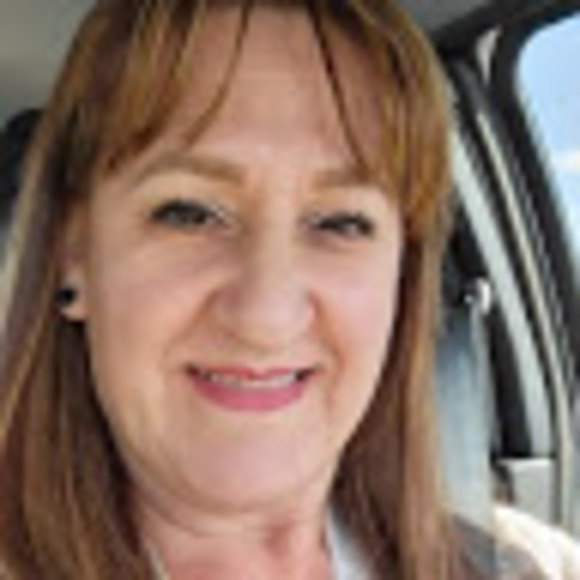 Meet your Posher, Reyna - Picture 1 of 1